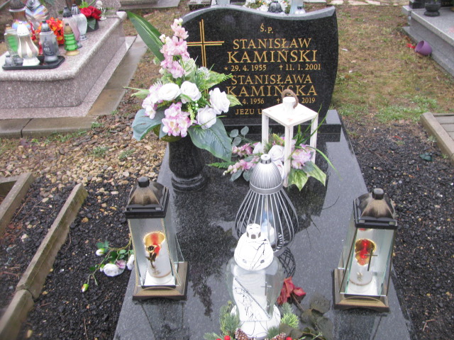 Grób Stanisław Kamiński