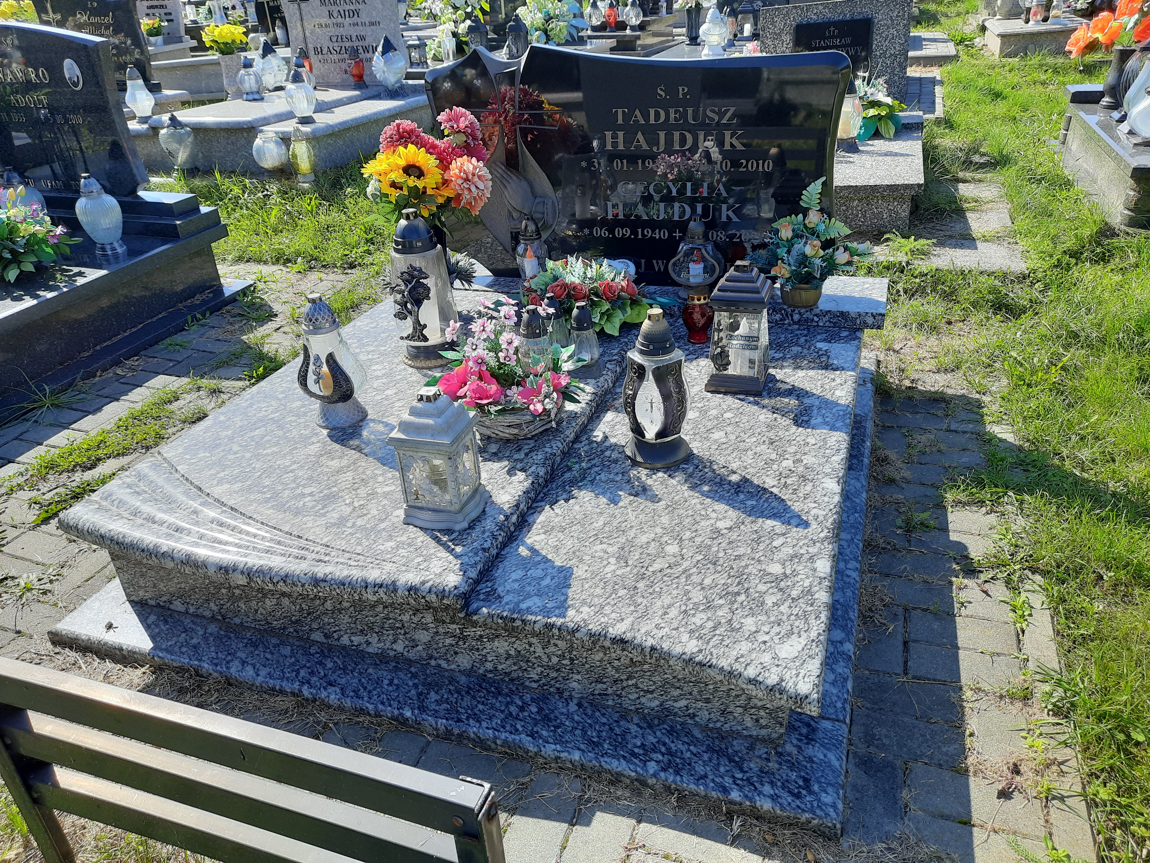 Cecylia Hajduk 1940 Jaworzno - Grobonet - Wyszukiwarka osób pochowanych