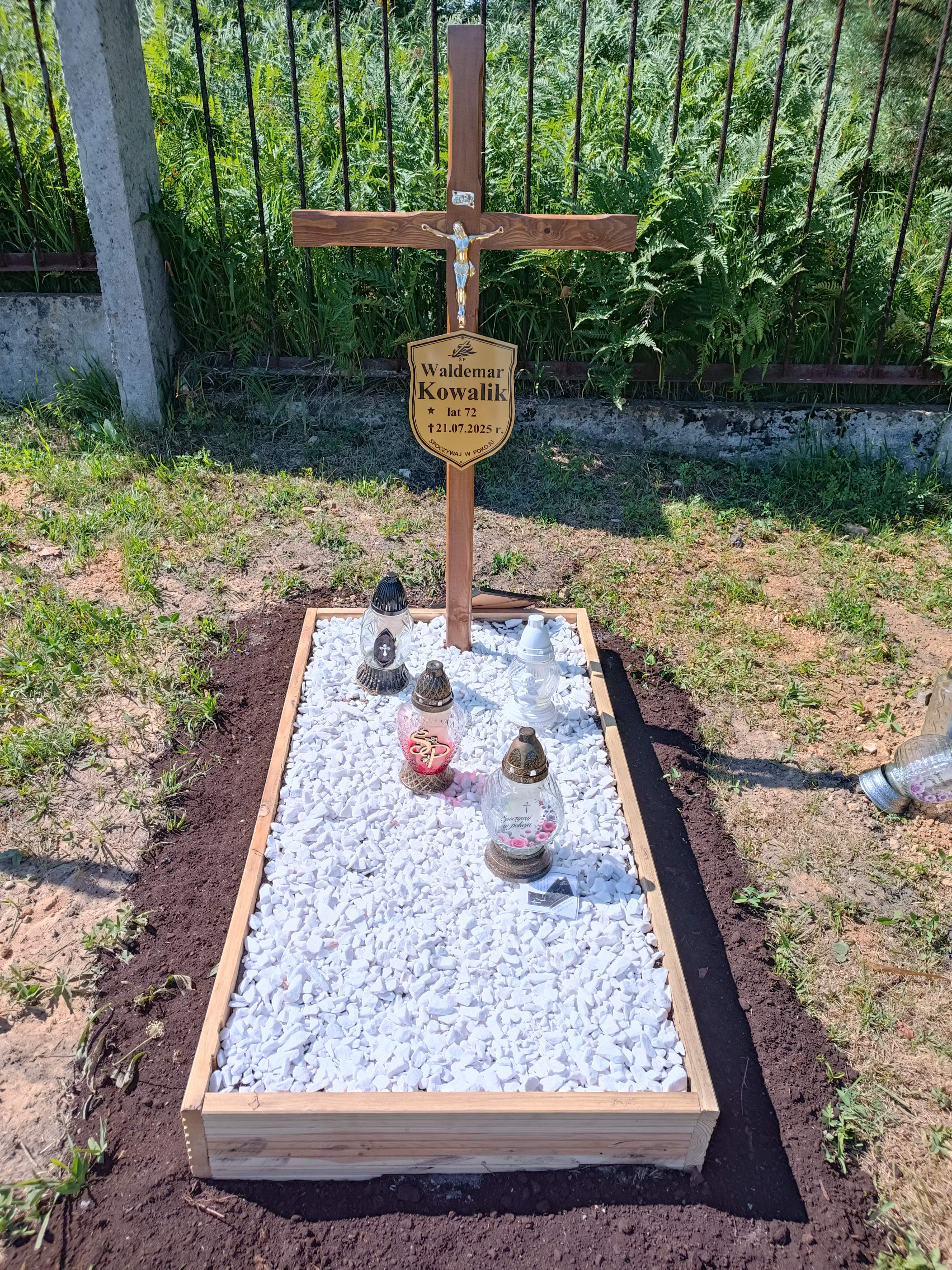 Grób Waldemar Kowalik