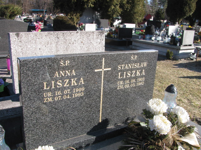 Barbara Rusinek 1946 Jaworzno - Grobonet - Wyszukiwarka osób pochowanych