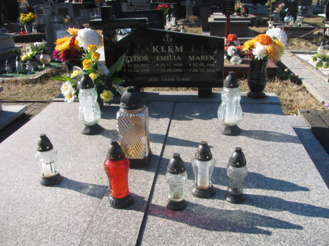 Grób Marek Klem